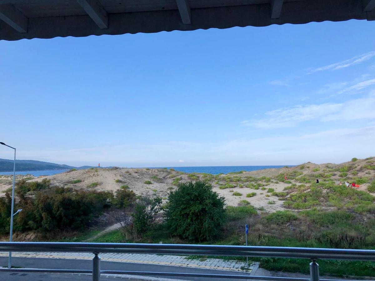 Sea View Otel Primorsko Dış mekan fotoğraf